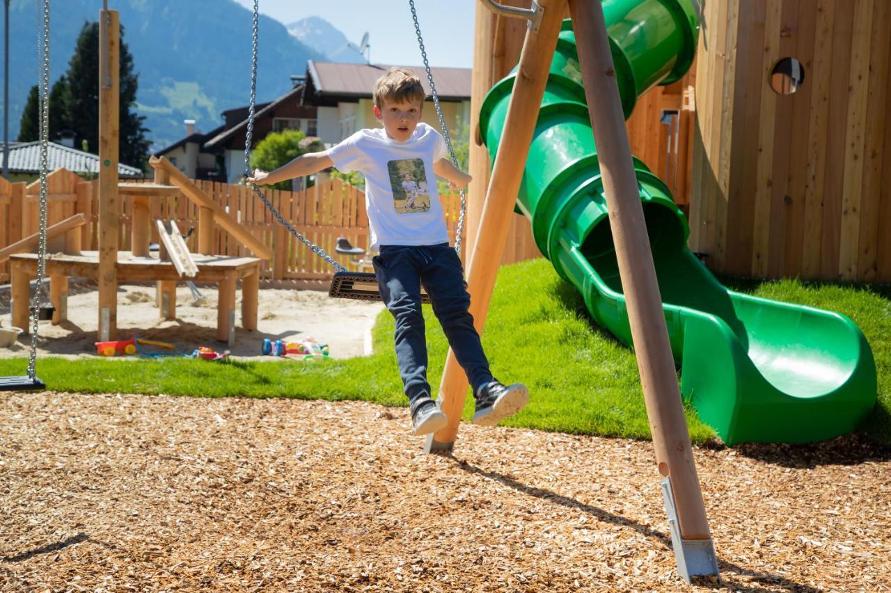 Hotel Tirolerhof - Familotel Zugspitze 埃尔瓦尔德 外观 照片