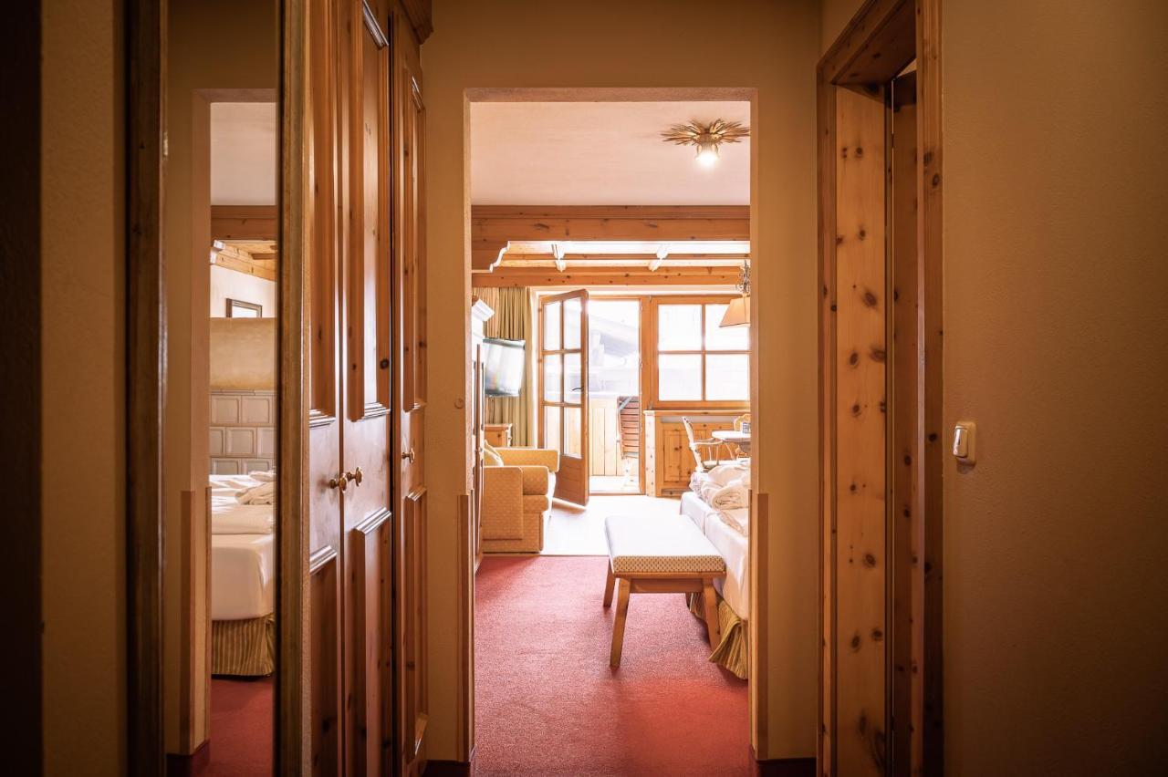 Hotel Tirolerhof - Familotel Zugspitze 埃尔瓦尔德 外观 照片