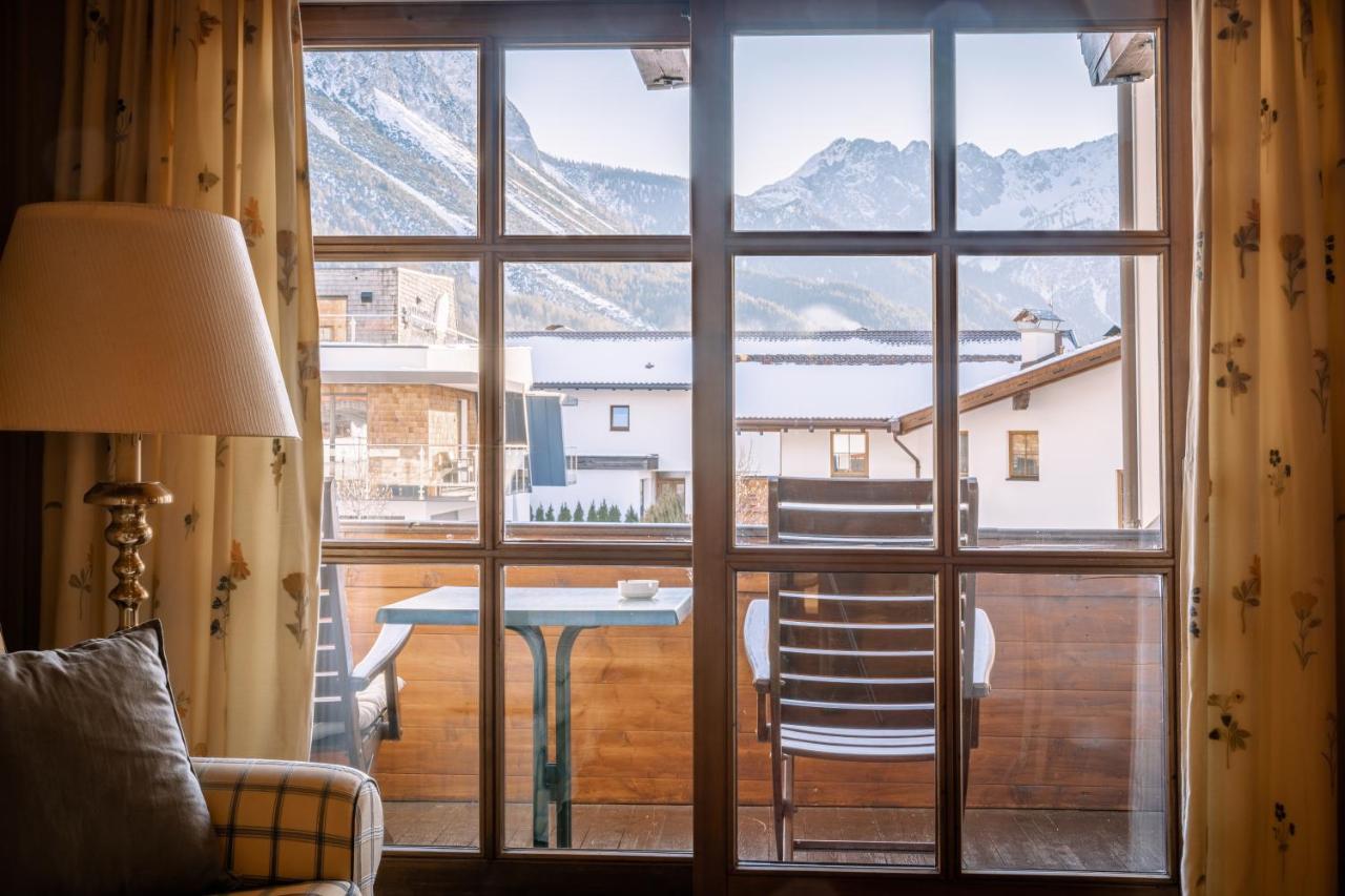 Hotel Tirolerhof - Familotel Zugspitze 埃尔瓦尔德 外观 照片