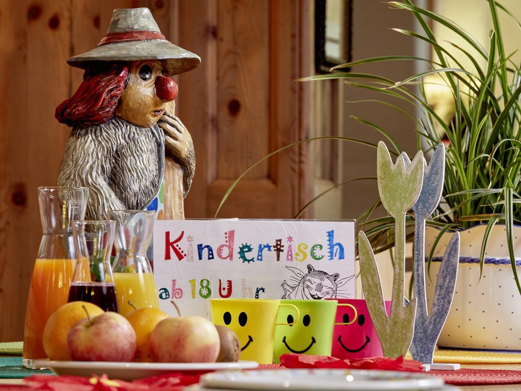 Hotel Tirolerhof - Familotel Zugspitze 埃尔瓦尔德 外观 照片